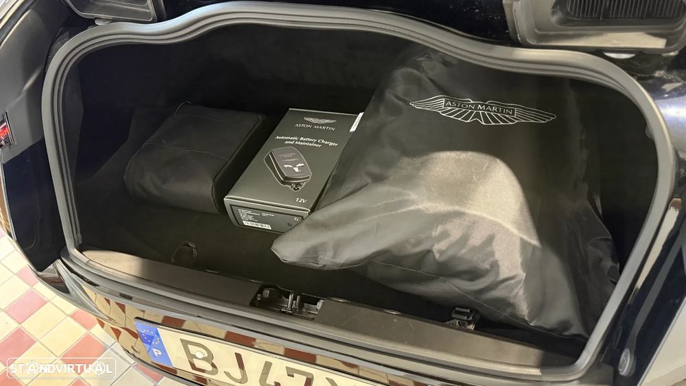 Aston Martin DB12 Coupé V8 Auto - 44