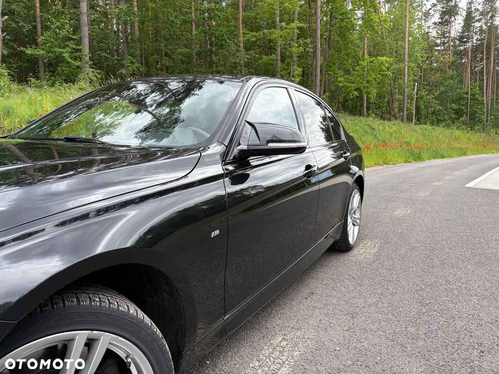 BMW Seria 3 330i xDrive - 7