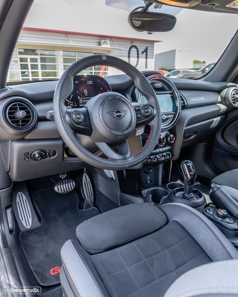 MINI 3 Portas John Cooper Works GP - 17