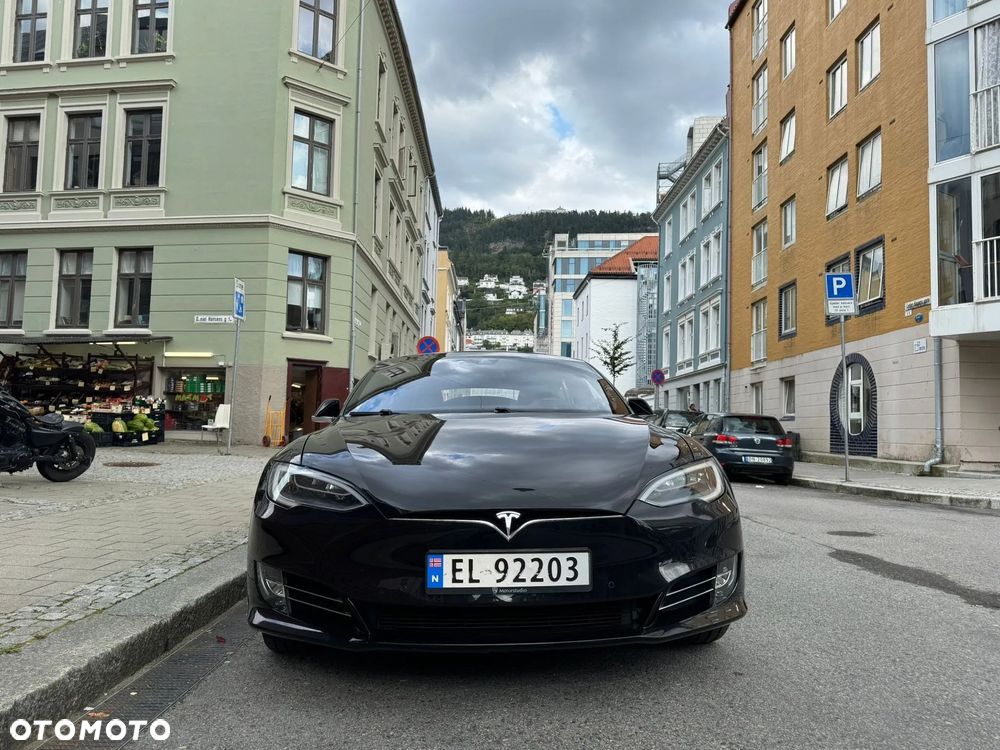 Tesla Model S Long Range Plus - 5