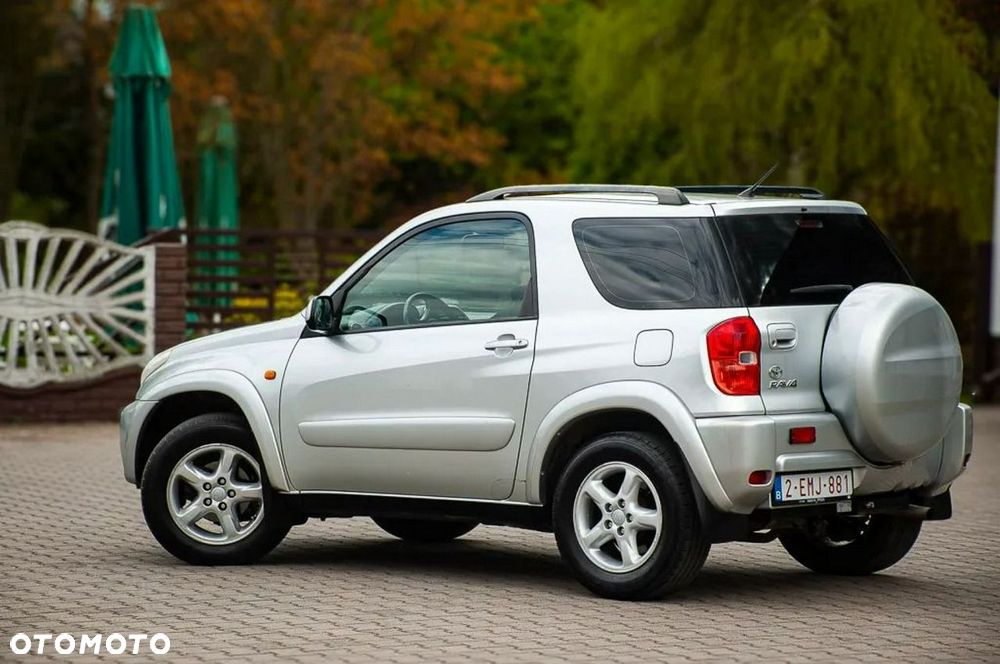 Toyota RAV4 2.0 VVT-i Sol - 24