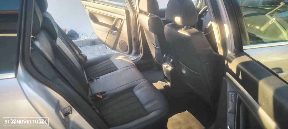 Opel Vectra Caravan 1.9 CDTi Comfort - 13