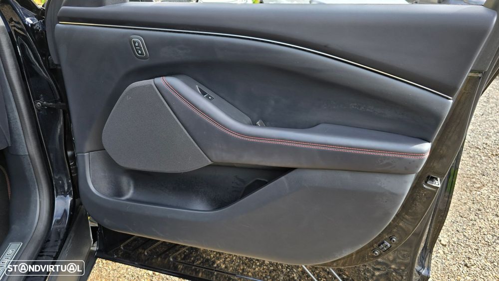 Ford Mustang Mach-E AWD PREMIUM - 54