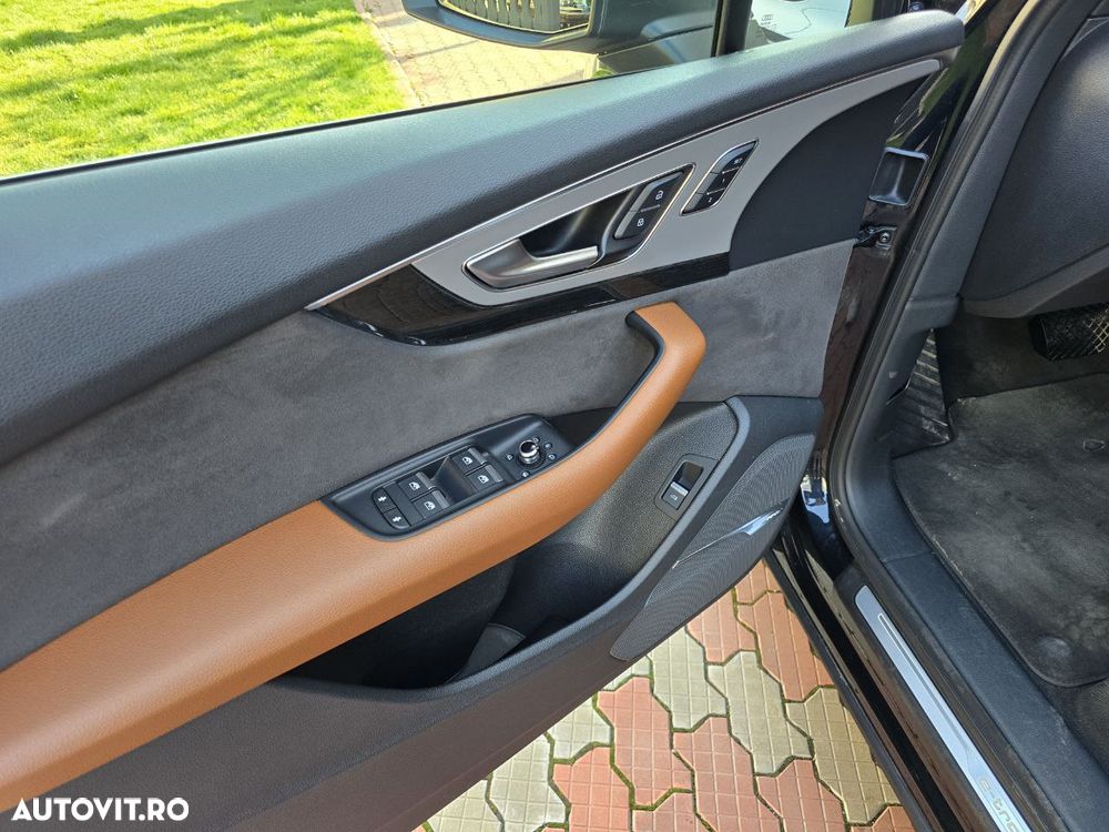 Audi Q7 e-tron 3.0 TDI quattro Tiptronic - 11