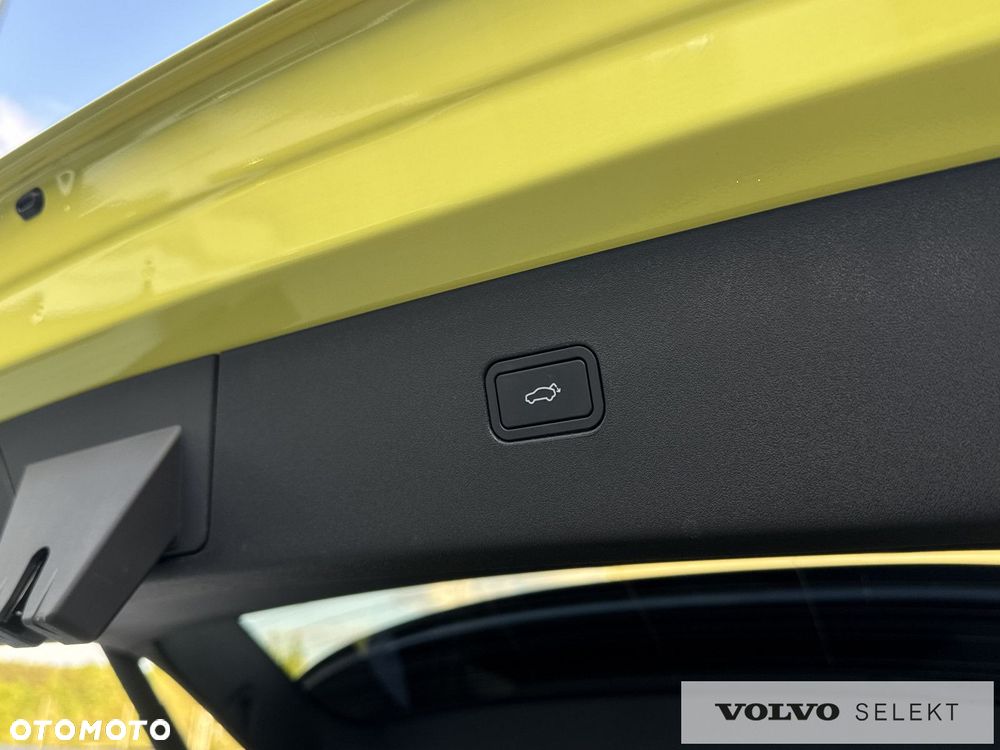 Volvo EX30 - 12