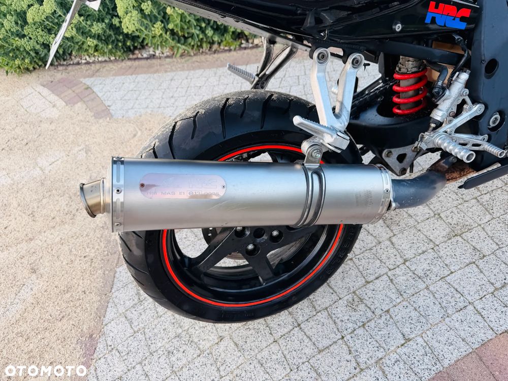 Honda CBR - 9