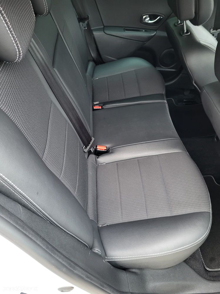 Renault Megane TCe 220 Start & Stop GT 220 - 34