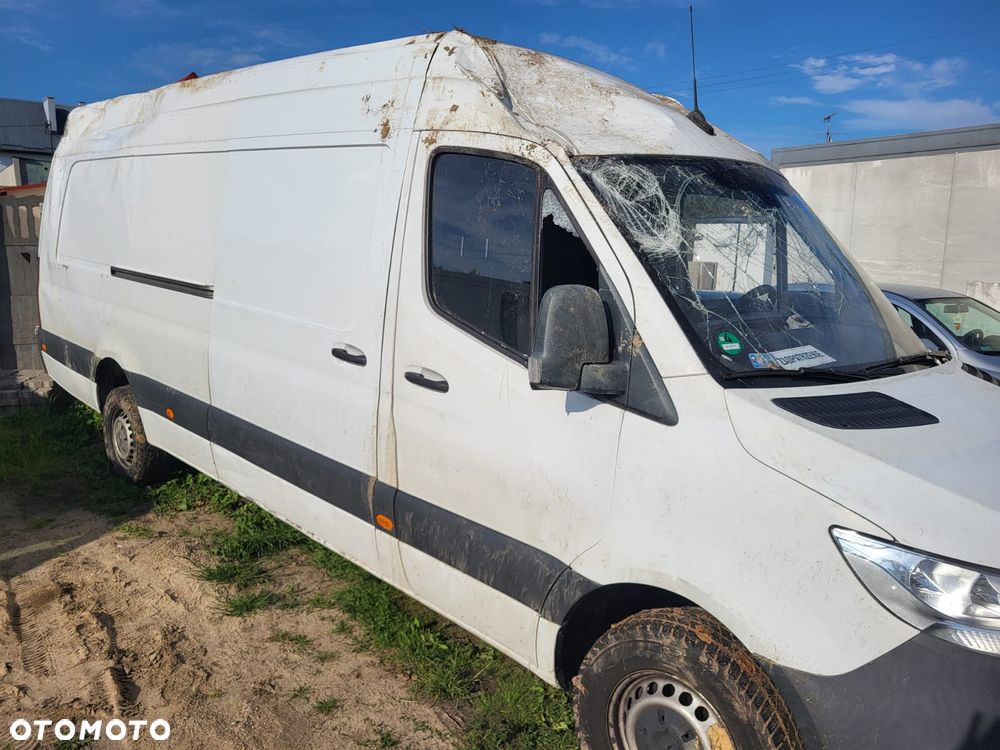 Mercedes-Benz Sprinter - 7