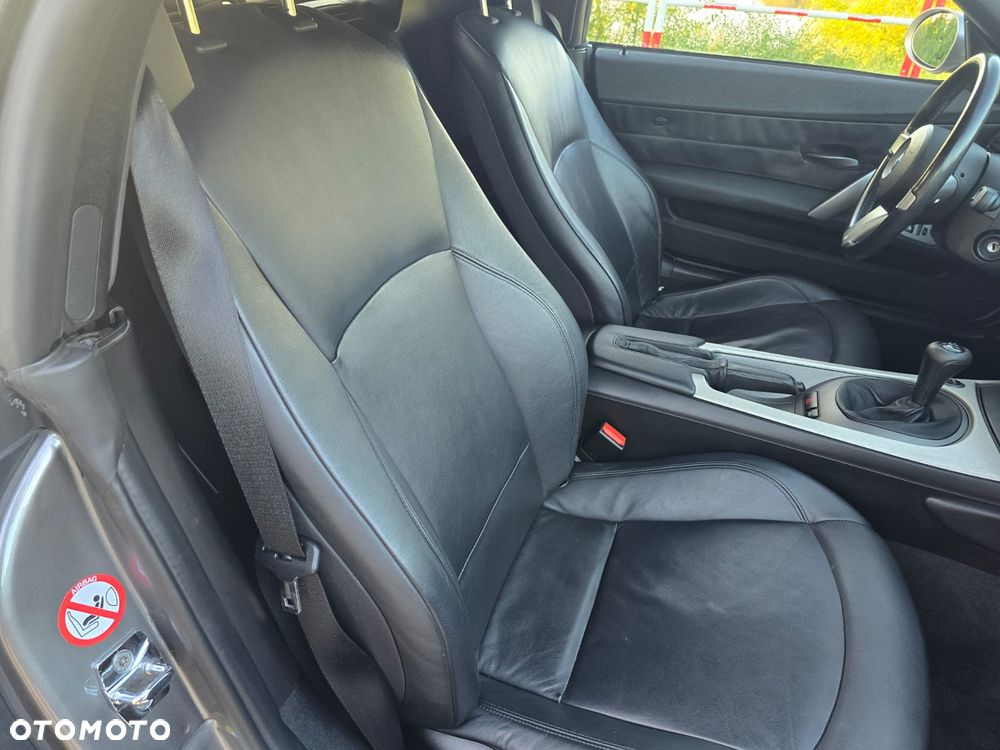 BMW Z4 2.5i - 29