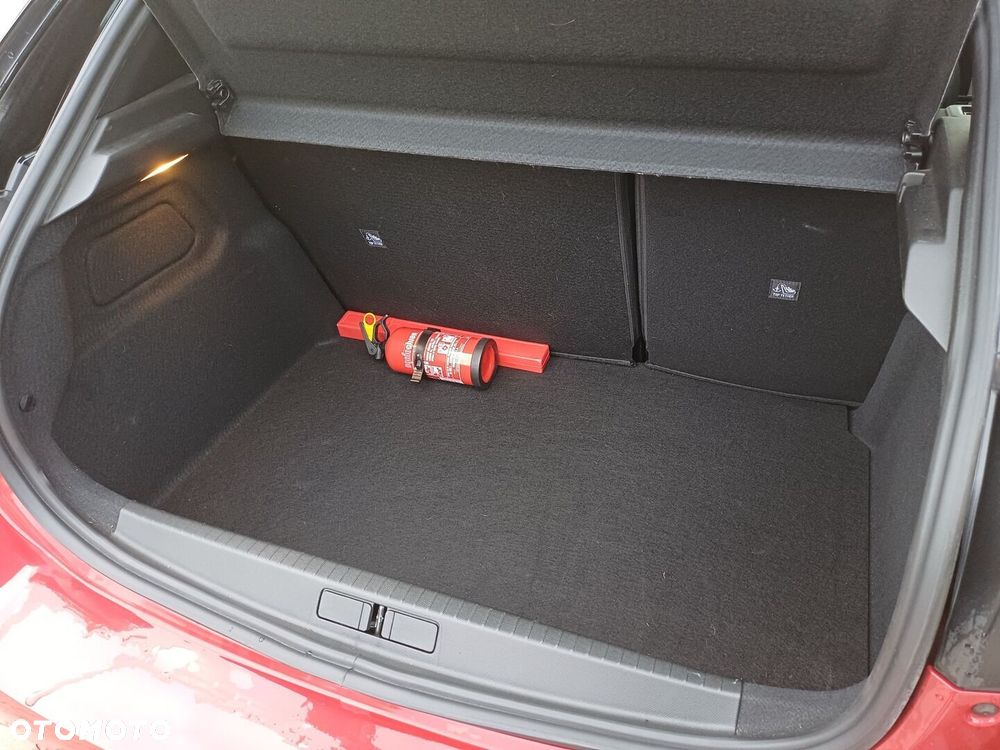 Opel Corsa 1.2 GS S&S - 31