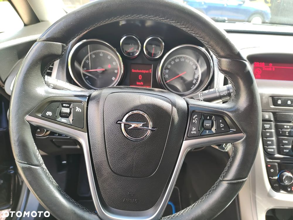 Opel Astra 1.4 Turbo - 17