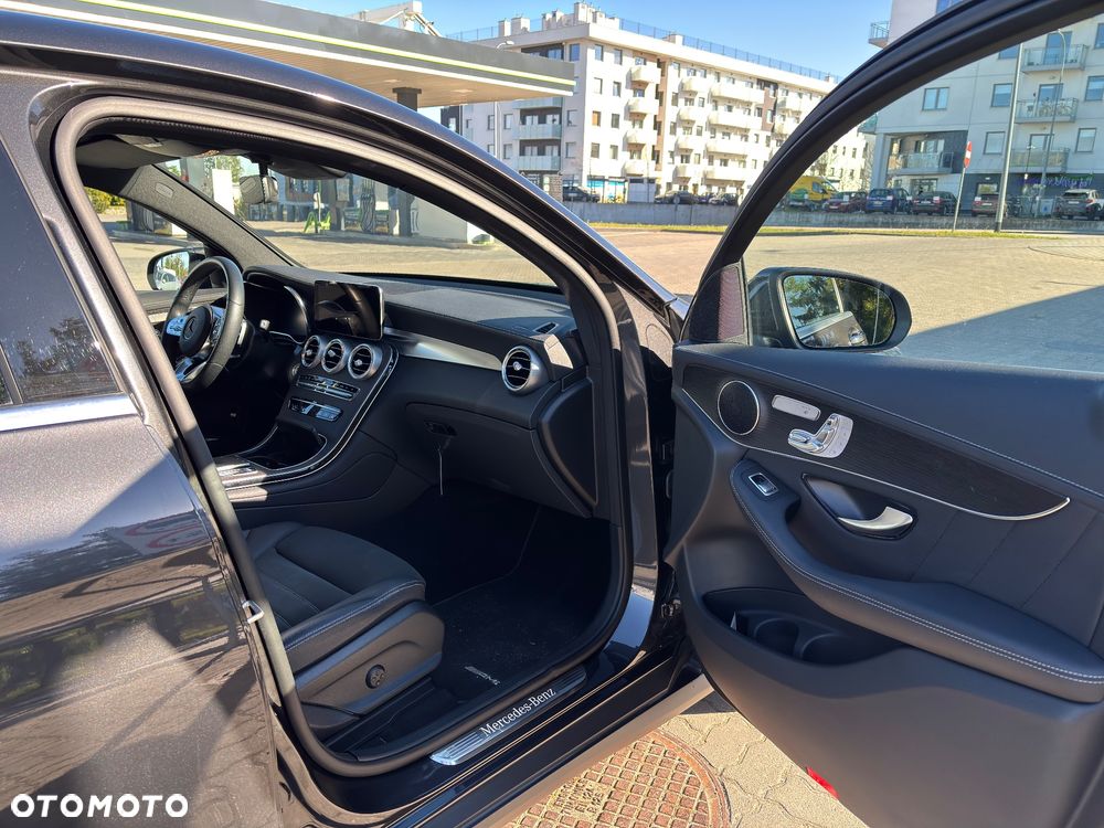 Mercedes-Benz GLC 200 4-Matic - 4