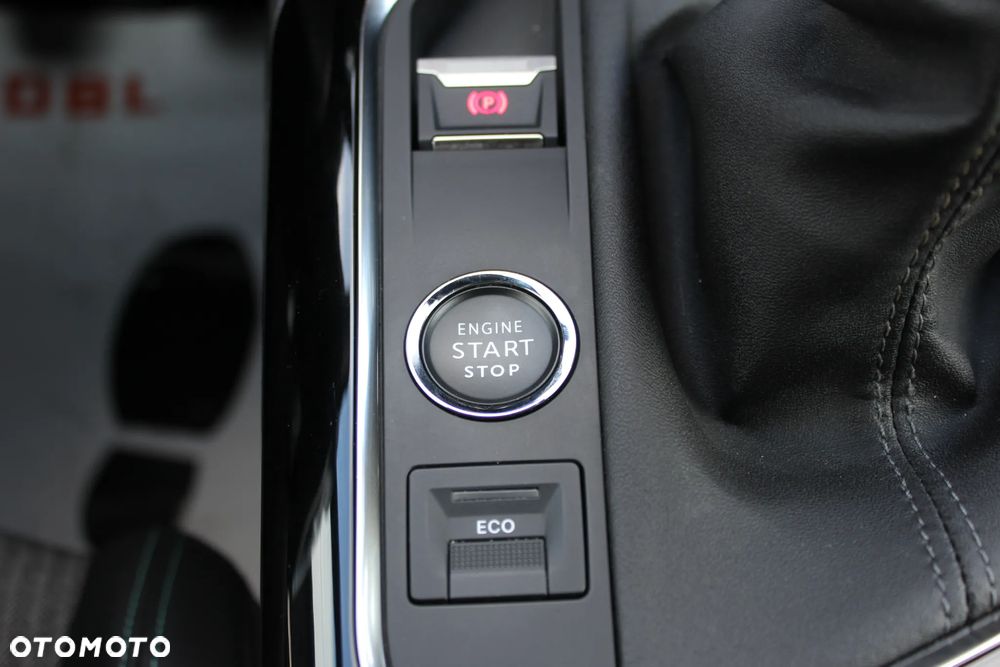 Peugeot 3008 1.2 PureTech Active Pack S&S - 30