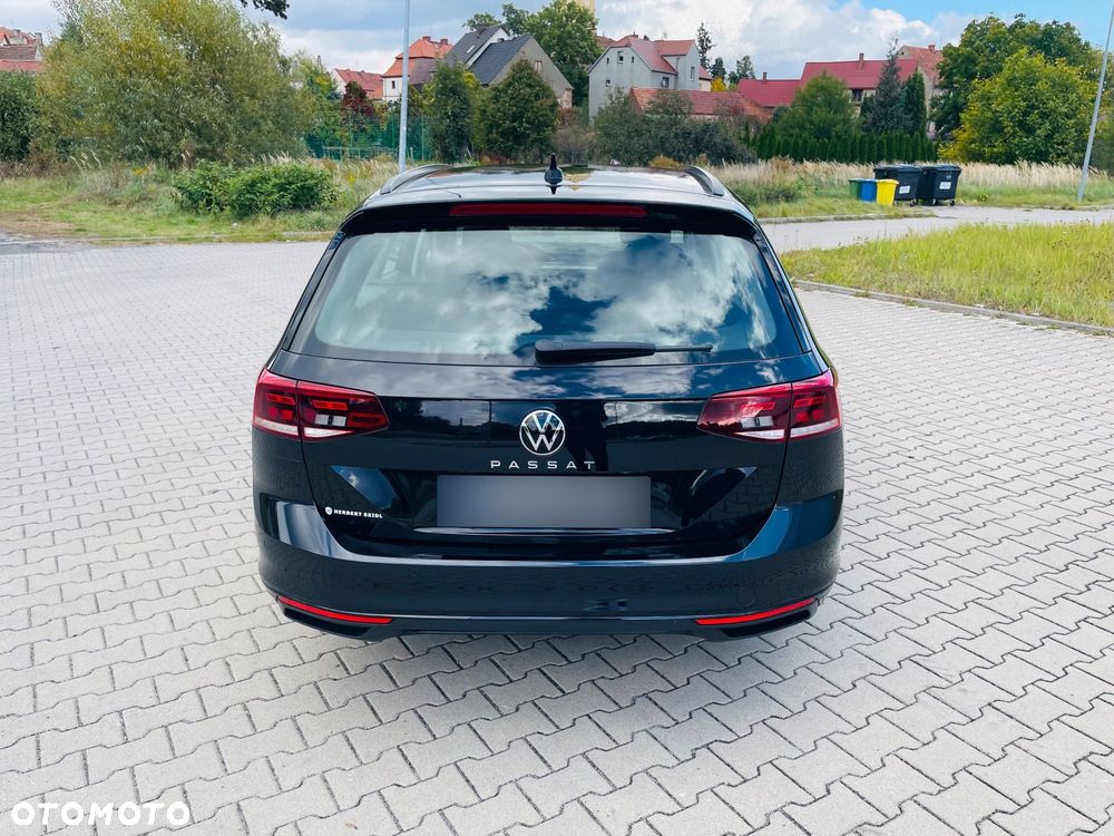Volkswagen Passat Variant 2.0 TDI SCR DSG Elegance - 7