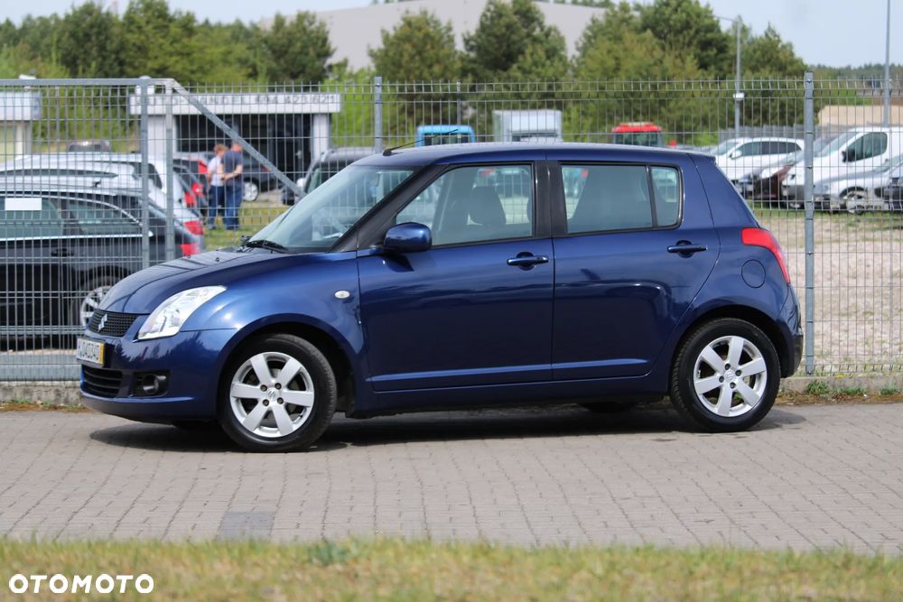 Suzuki Swift - 3