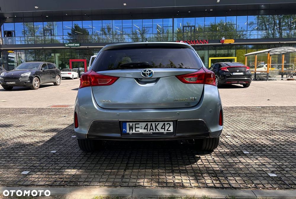 Toyota Auris - 4