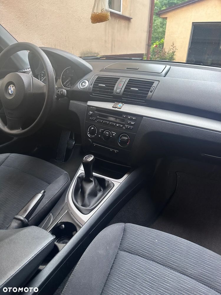 BMW Seria 1 118d - 14