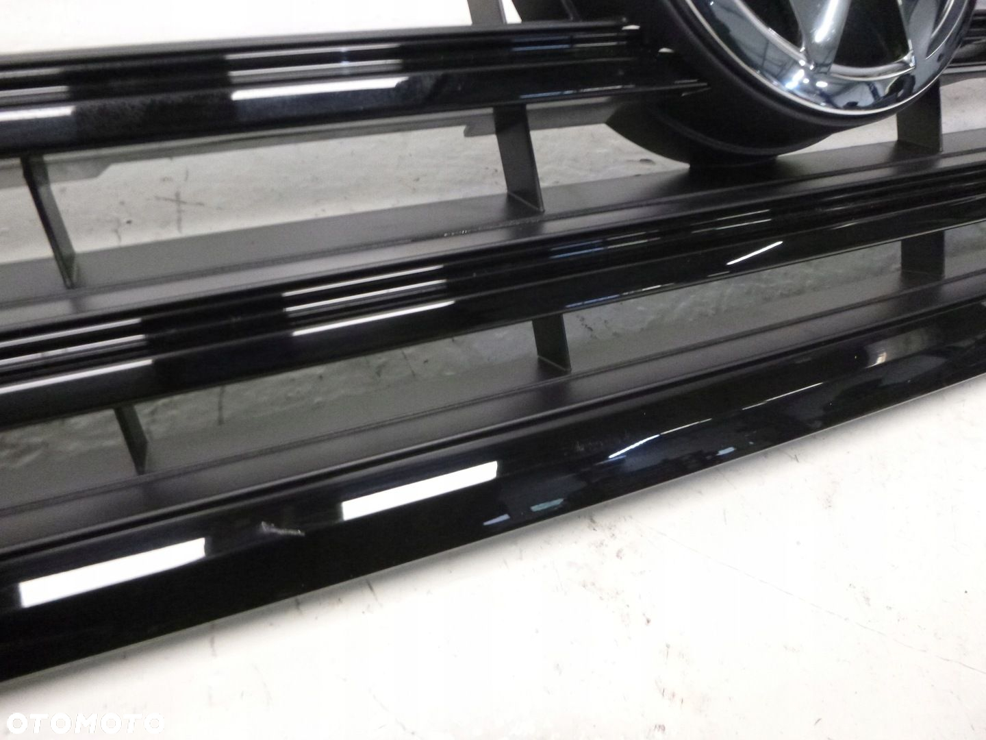 VW TOUAREG III 760 R-LINE GRILL ATRAPA CHŁODNICY - 10