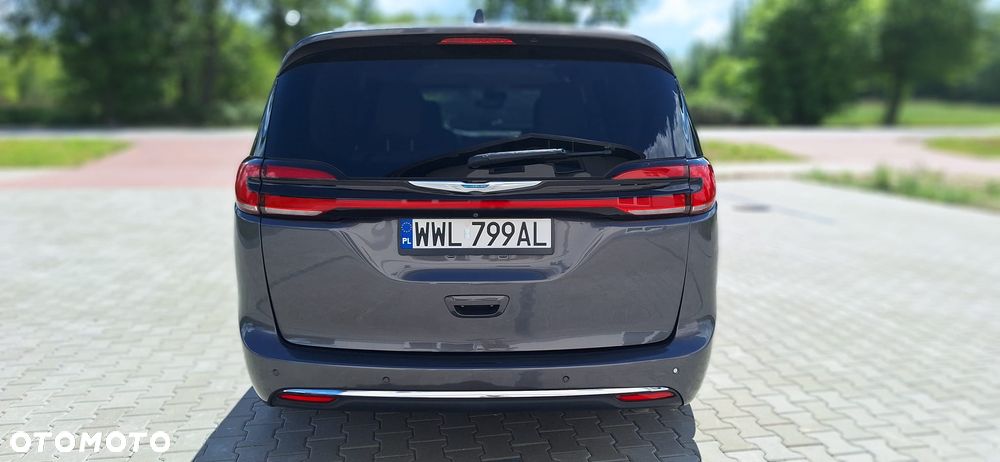 Chrysler Pacifica - 6