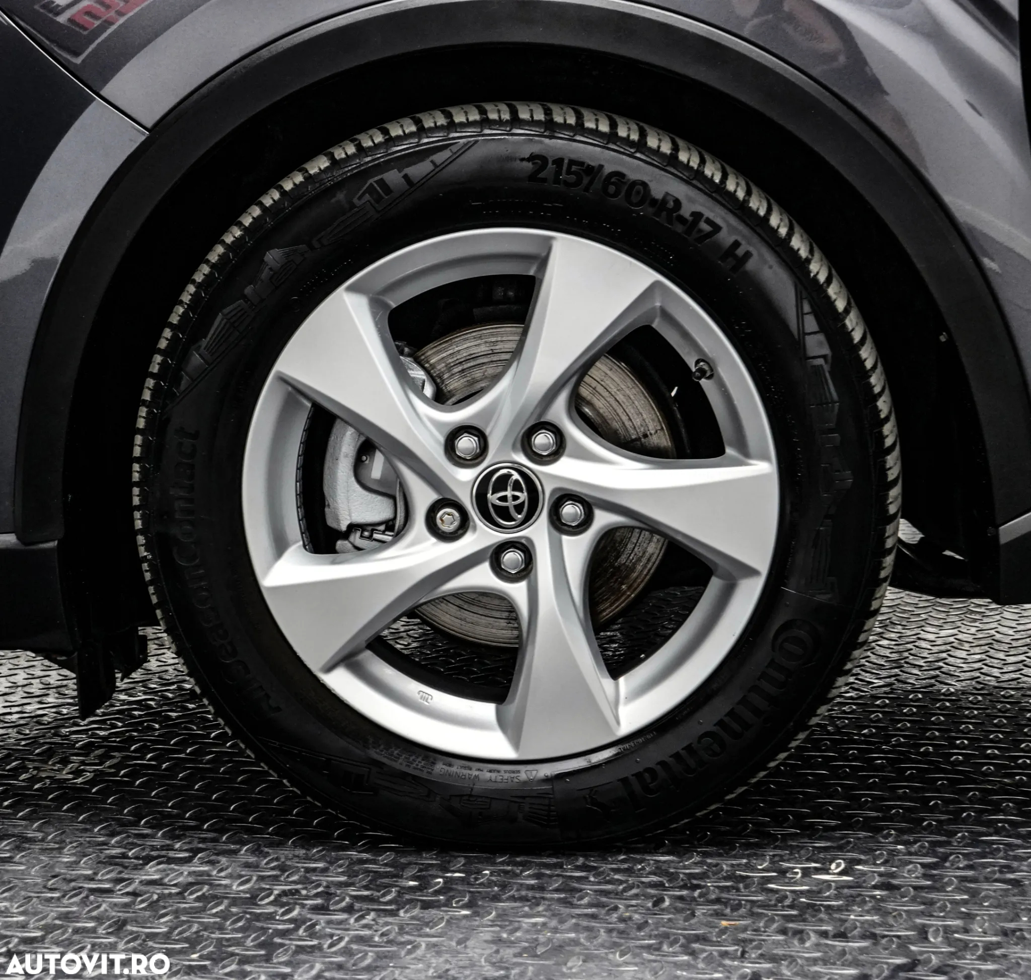 Toyota C-HR 1.8 HSD 4x2 CVT C-lassy - 23