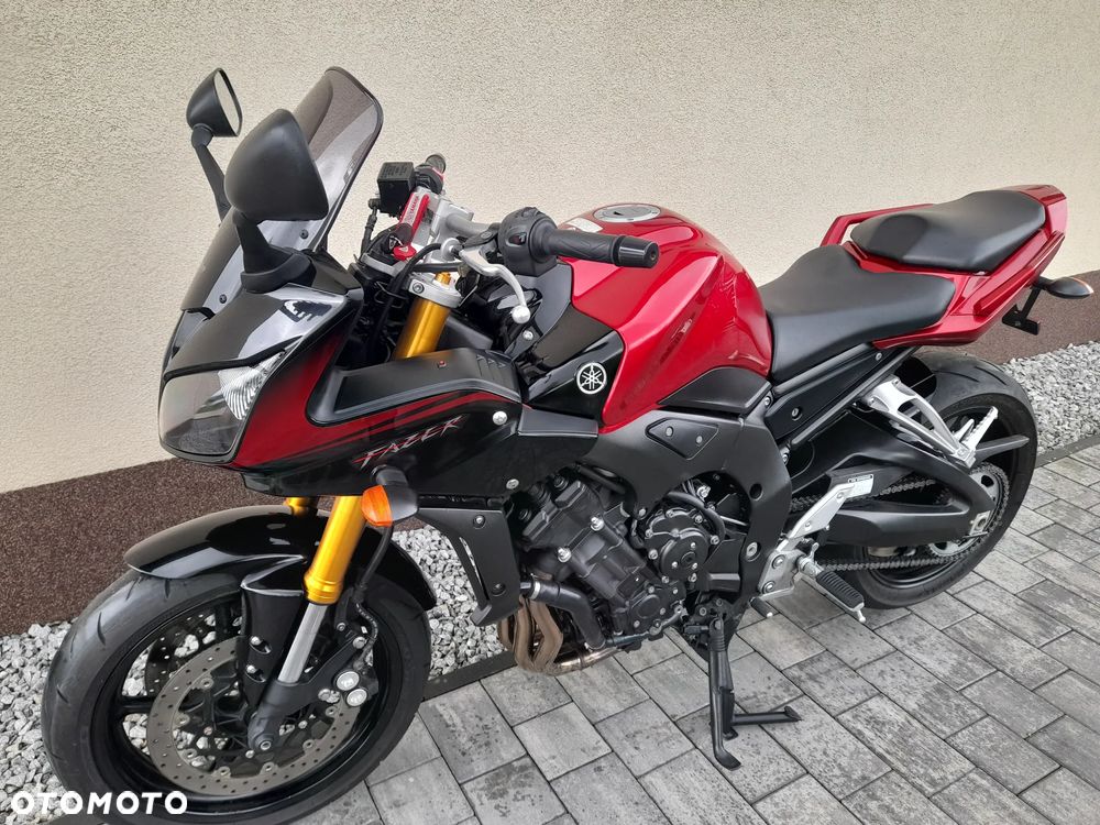 Yamaha FZ - 16