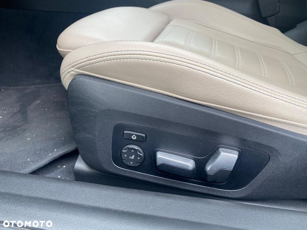 BMW Seria 2 220i Sport-Aut M Sport - 9