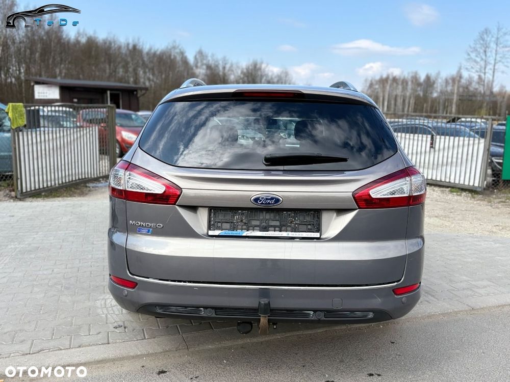 Ford Mondeo 1.6 T Platinium X Plus (Titanium) - 15