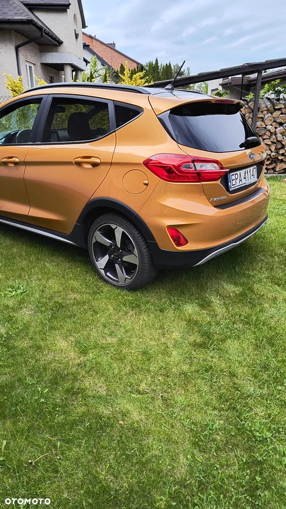 Ford Fiesta 1.0 EcoBoost S&S ACTIVE COLOURLINE - 16