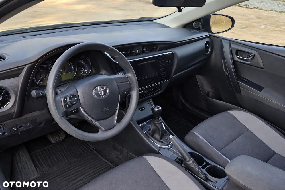 Toyota Auris 1.6 Active - 2