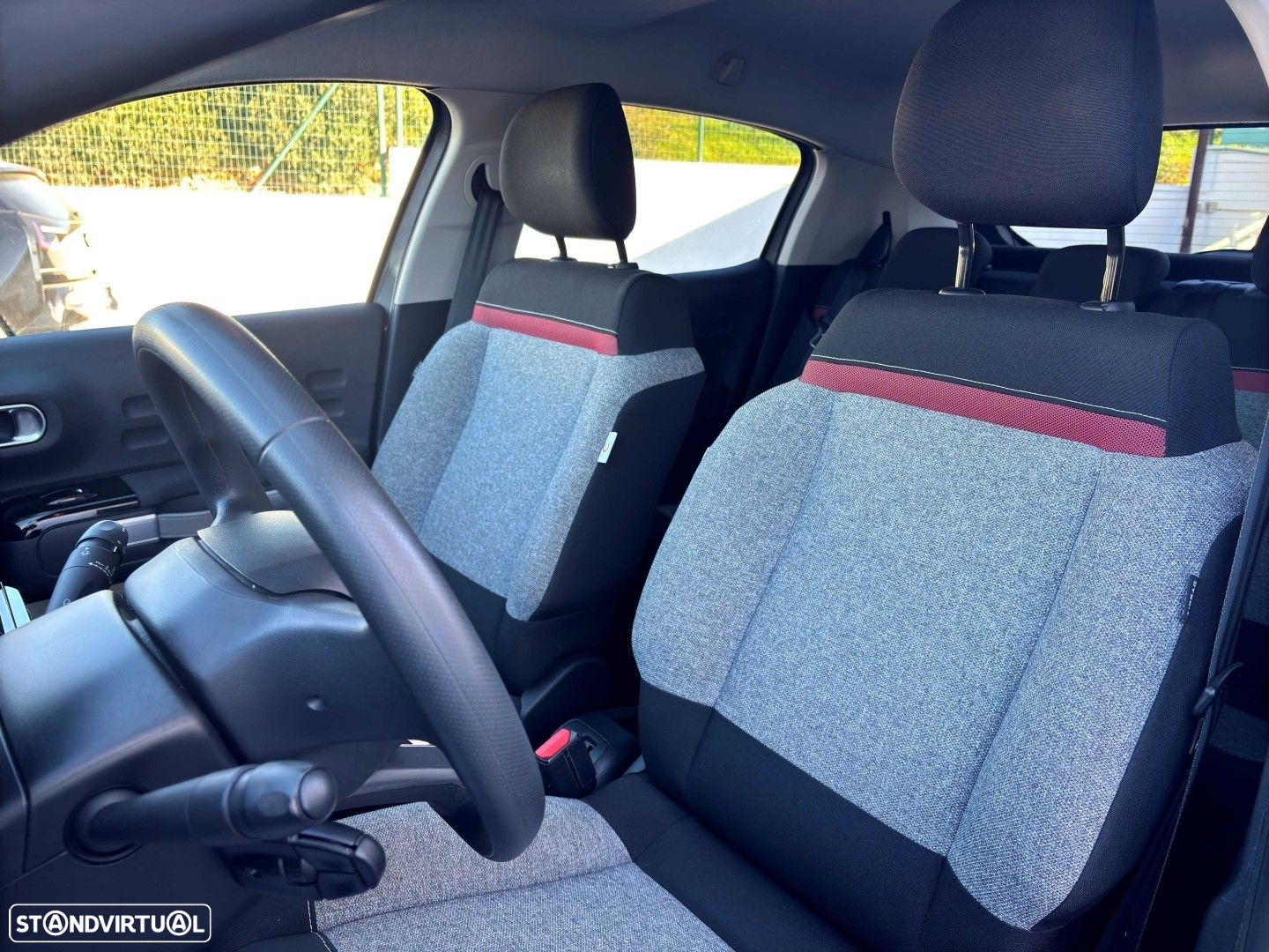 Citroën C3 1.2 PureTech C-Series - 13