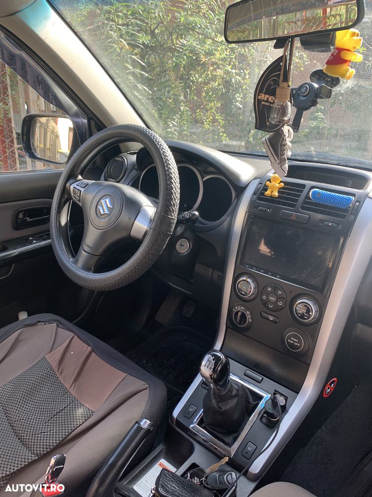 Suzuki Grand Vitara 1.9 DDiS Club DPF - 7