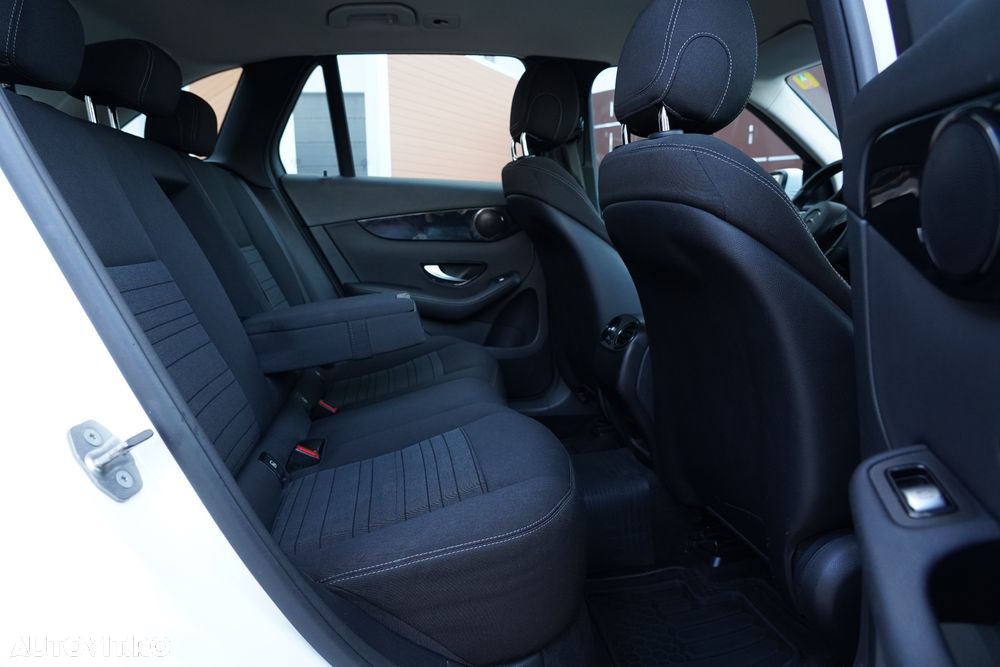 Mercedes-Benz GLC 220 d 4Matic 9G-TRONIC - 13