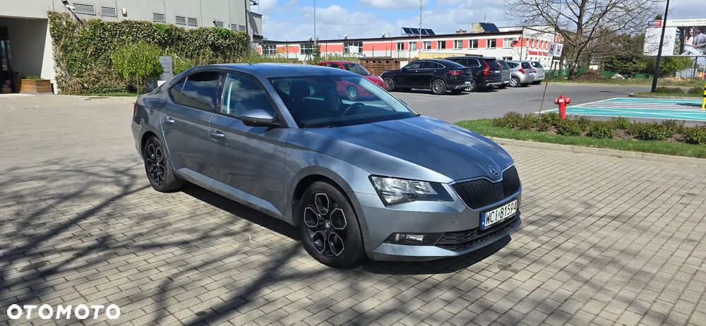 Skoda Superb 2.0 TDI Active - 4