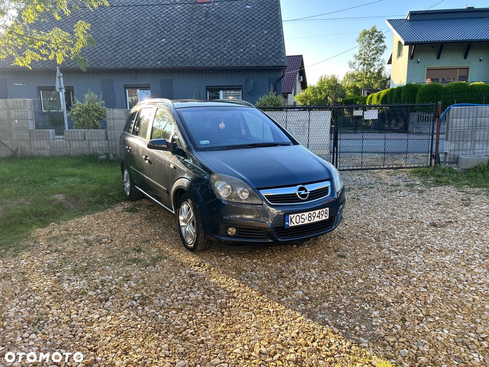 Opel Zafira 1.8 Cosmo - 33
