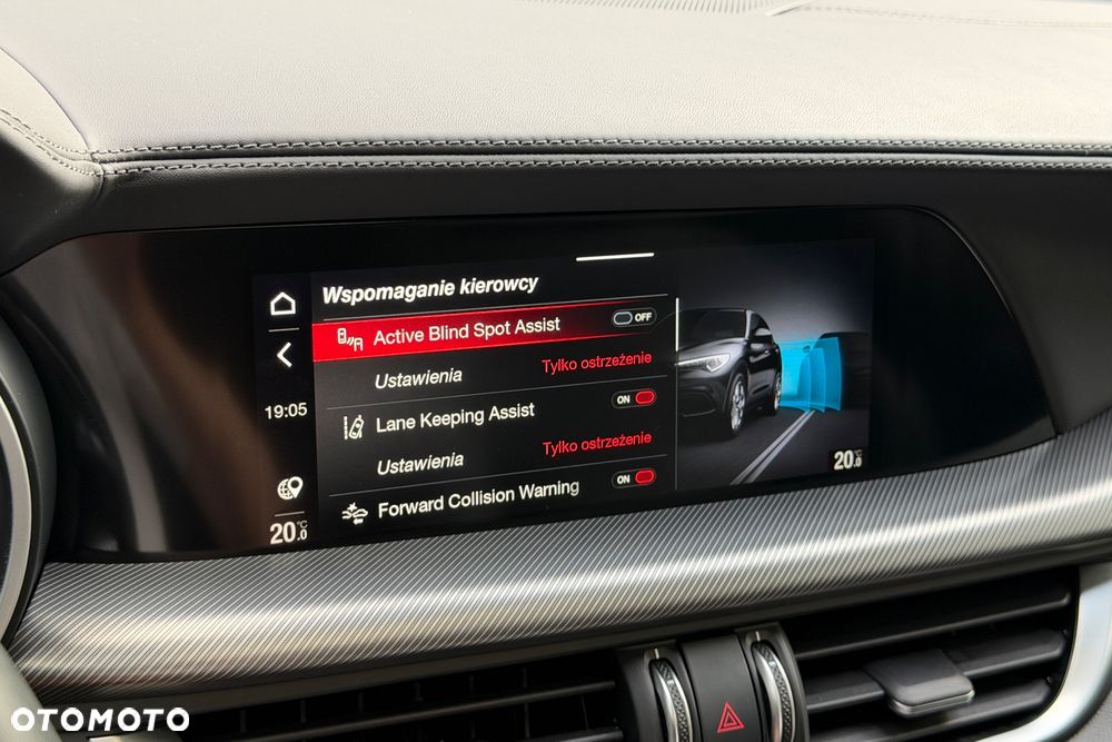 Alfa Romeo Stelvio 2.0 Turbo Veloce Q4 - 18