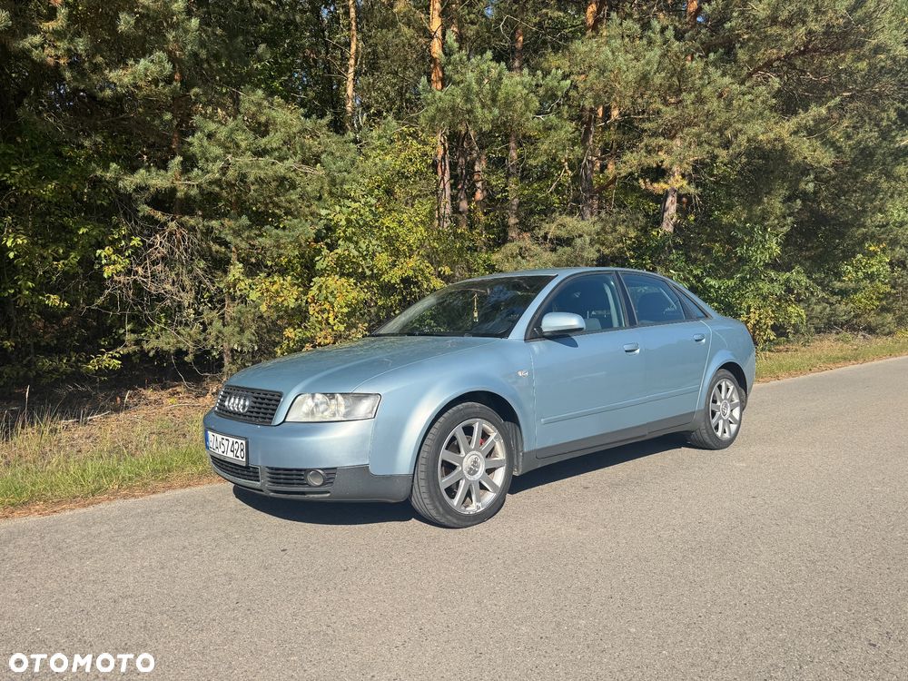 Audi A4 Limousine 2001 photo 2