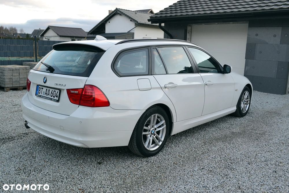 BMW Seria 3 320d DPF - 4