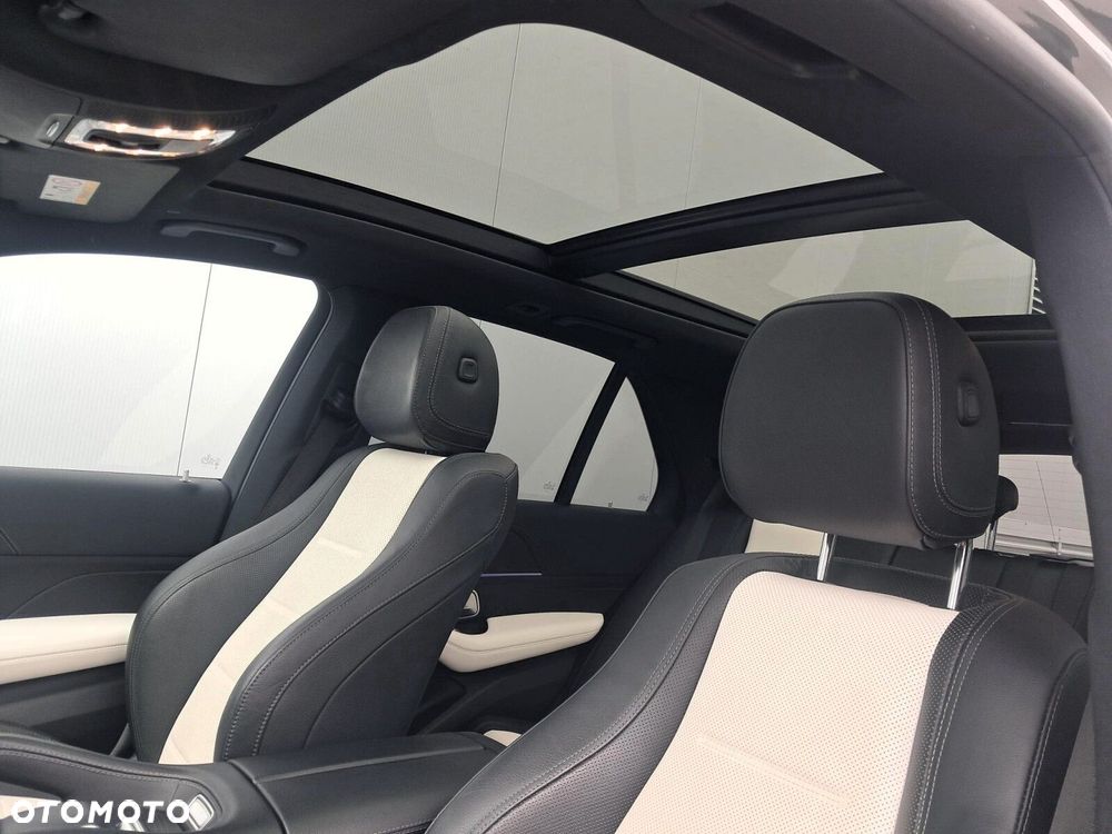 Mercedes-Benz GLE - 24