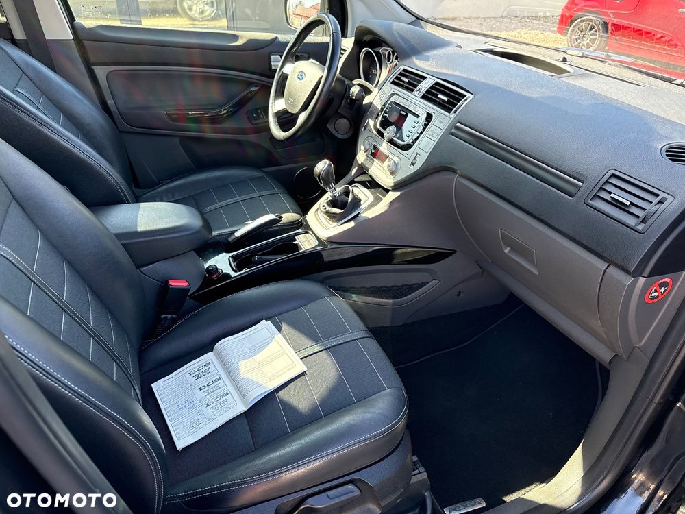 Ford Kuga 2.0 TDCi 4x4 Titanium - 19