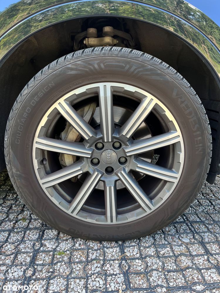Audi Q7 3.0 TFSI Quattro Tiptronic - 12