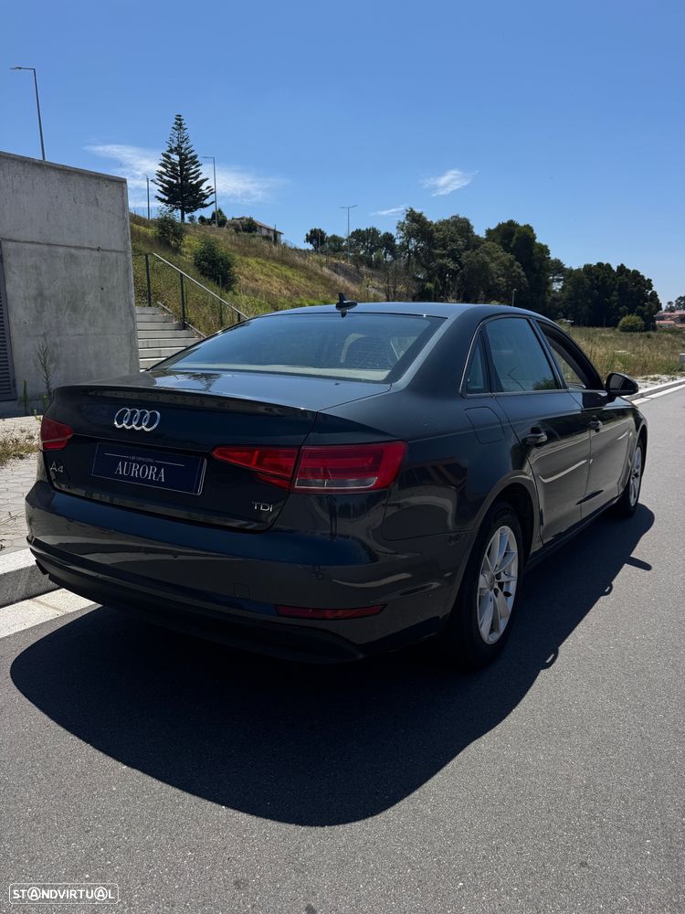 Audi A4 2.0 TDI S tronic - 3