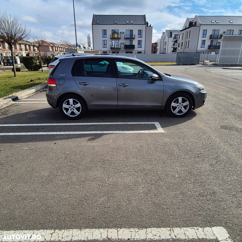 Volkswagen Golf 1.6 TDI DPF Team - 4