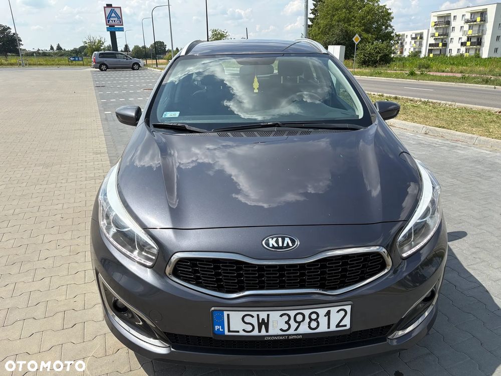 Kia Ceed 1.4 L - 10