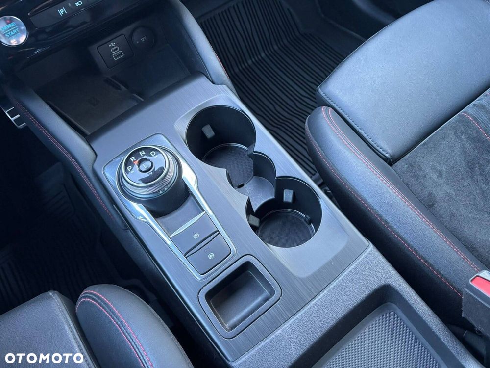 Ford Kuga - 13