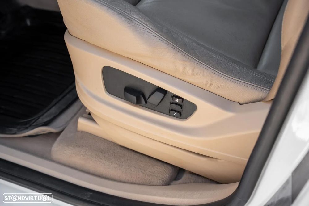 BMW X6 xDrive35d - 24