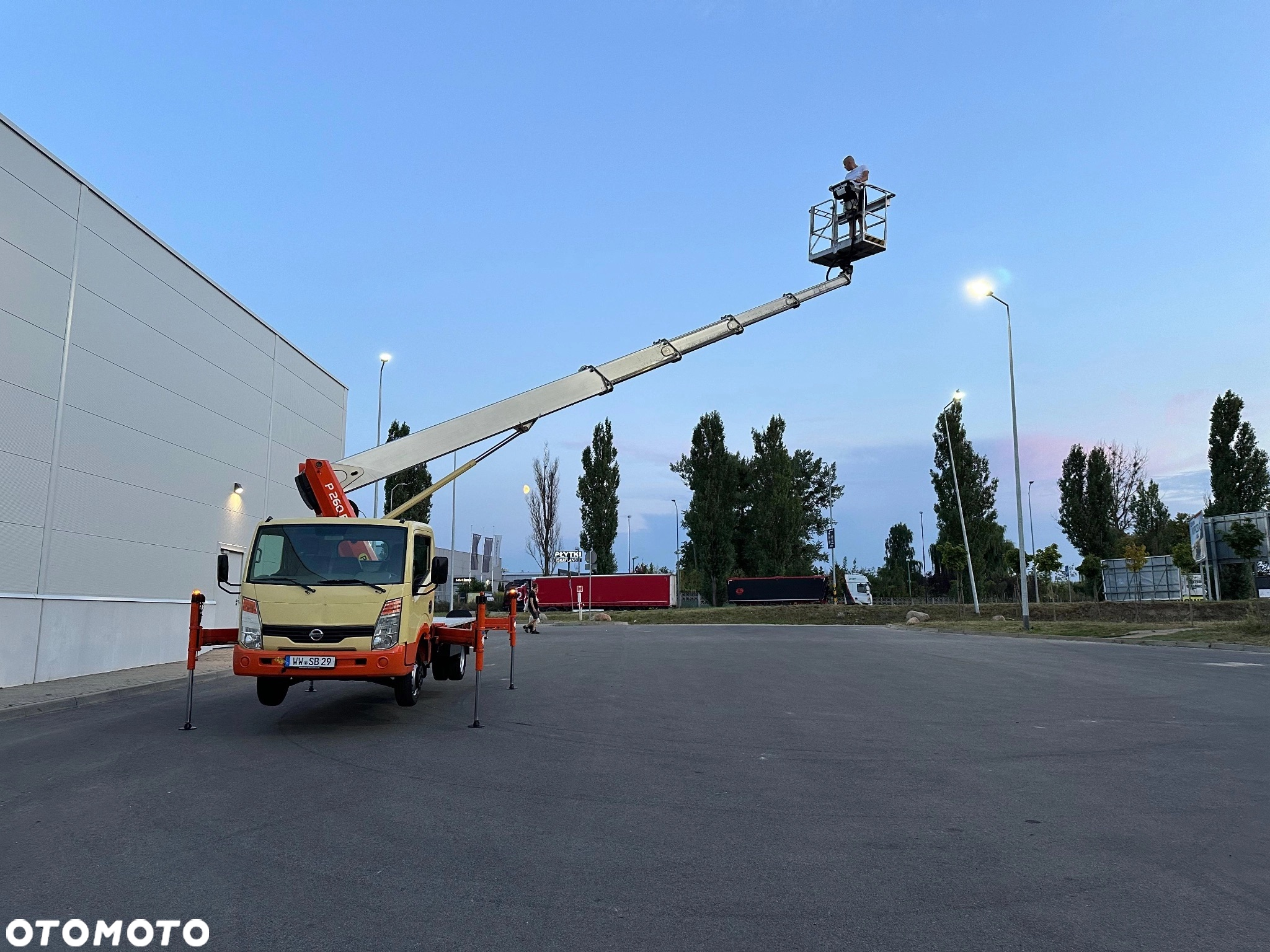 Nissan Podnośnik Koszowy 26 metrów Zwyżka 15 w Bok Wumag Palfinger UDT jak Ruthmann Multitel Gsr - 20