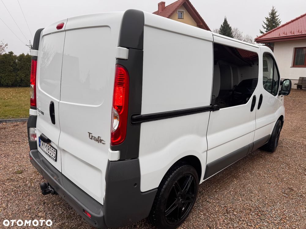 Renault Trafic - 15