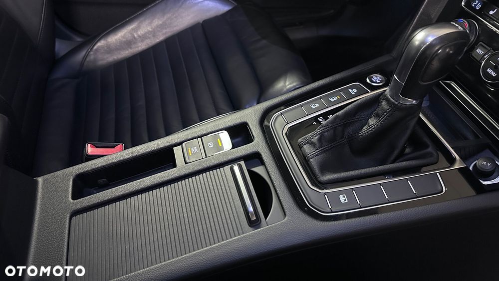 Volkswagen Passat 2.0 TDI BMT 4Mot Highline DSG - 29