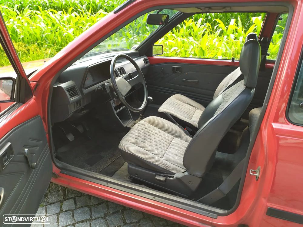 Toyota Starlet 1.0 - 5