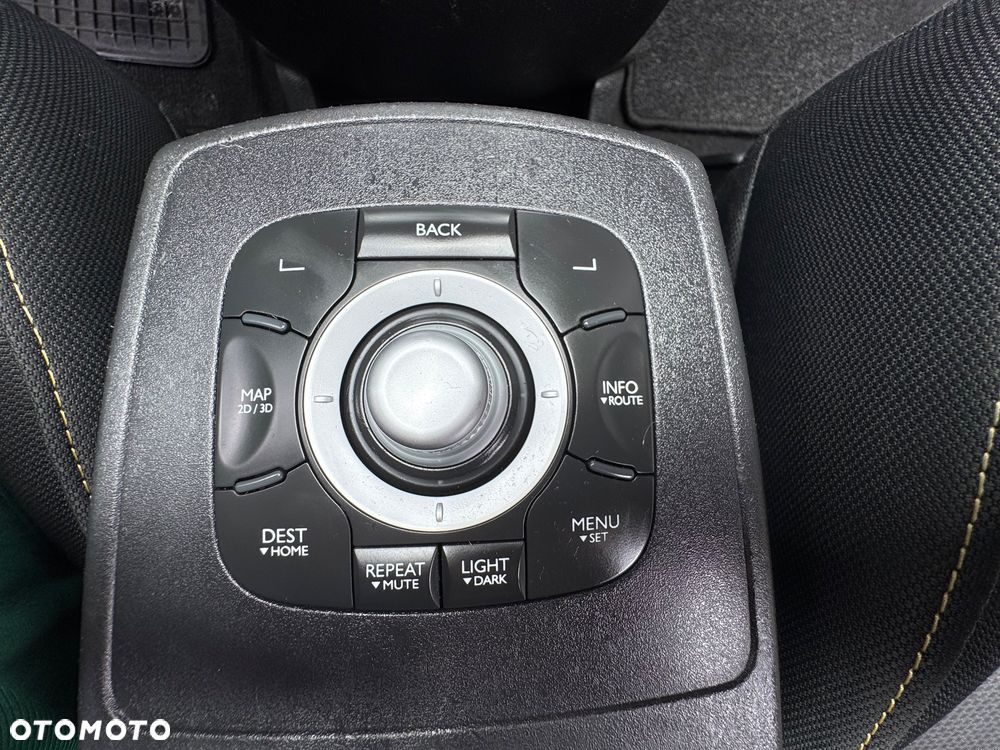 Renault Grand Scenic - 17
